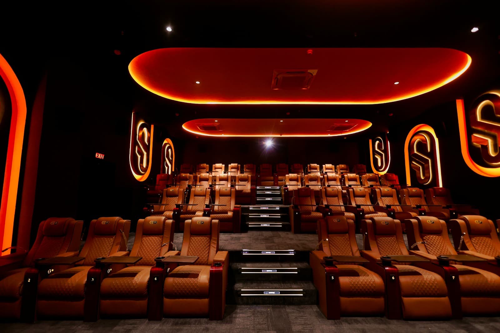 Luxury Cinema Lounge